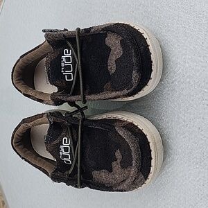 HEY DUDE Wally Camo Linen Kids‎ Shoes Size K 6 Outdoor